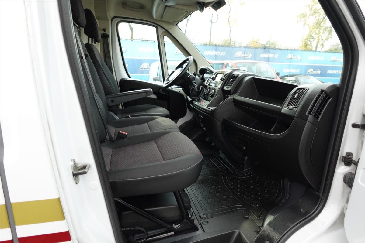 Peugeot Boxer Ostatní 2,2 l 121 kw