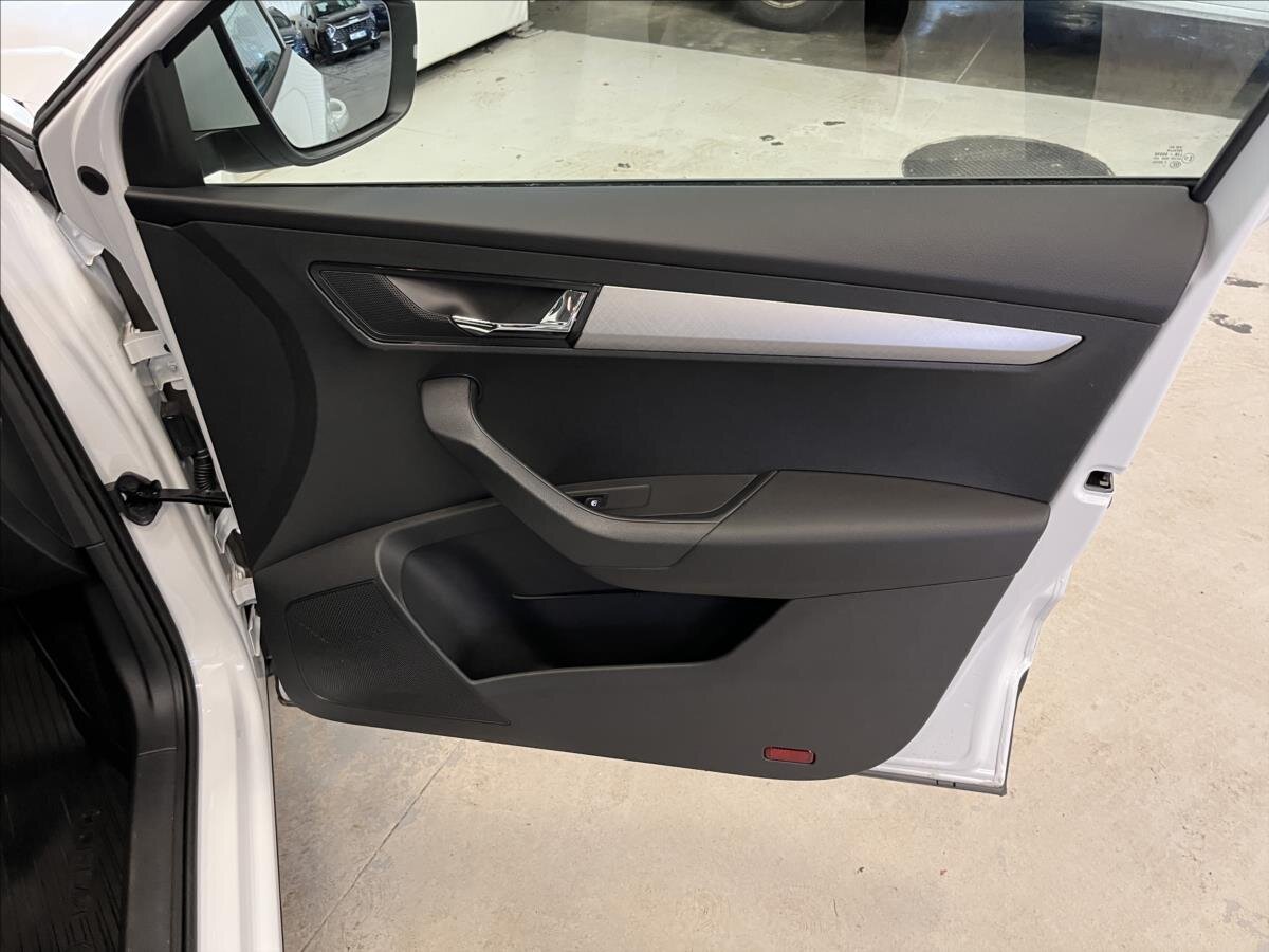 Škoda Karoq SUV 1,5 l 110 kw