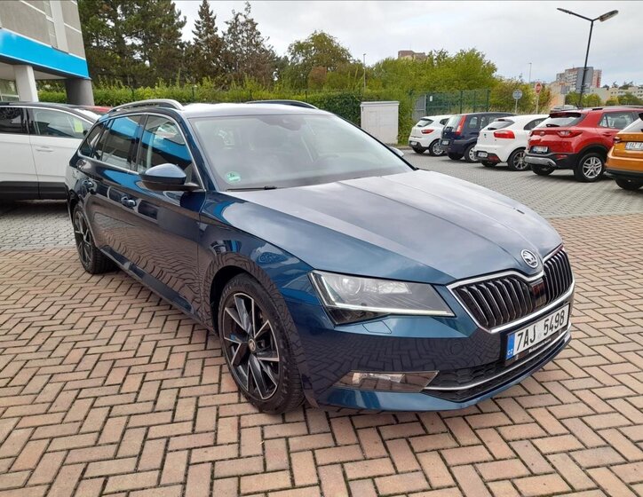Škoda Superb Kombi 2,0 l 200 kw