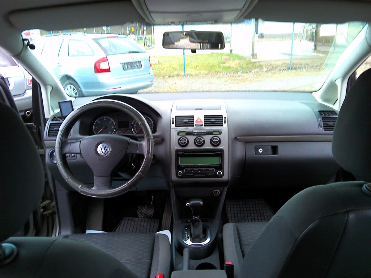 Volkswagen Touran Kombi 2,0 l 103 kw