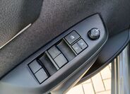 Toyota Yaris Cross 17