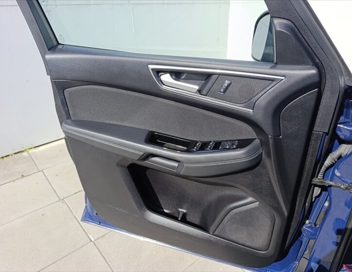 Ford S-MAX MPV 1,5 l 121 kw