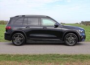 Mercedes-Benz GLB 8
