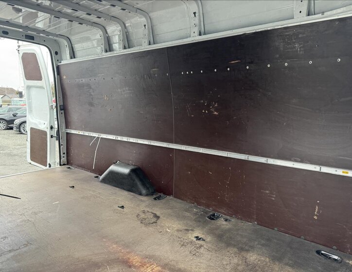 Ford Transit Skříň 2,2 l 114 kw