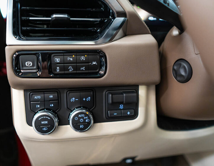 GMC Yukon SUV 6,2 l 313 kw