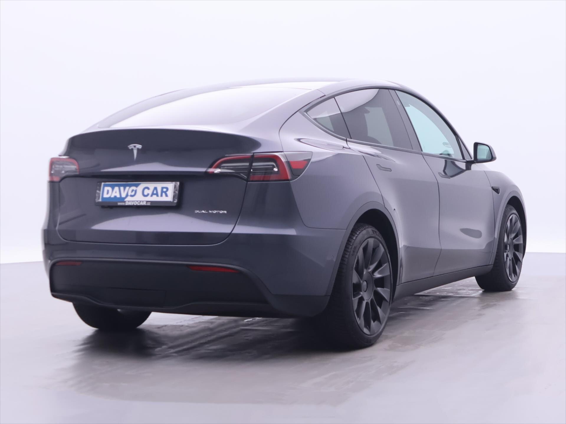 Tesla Model Y SUV / Terénní 0,0 258 kw