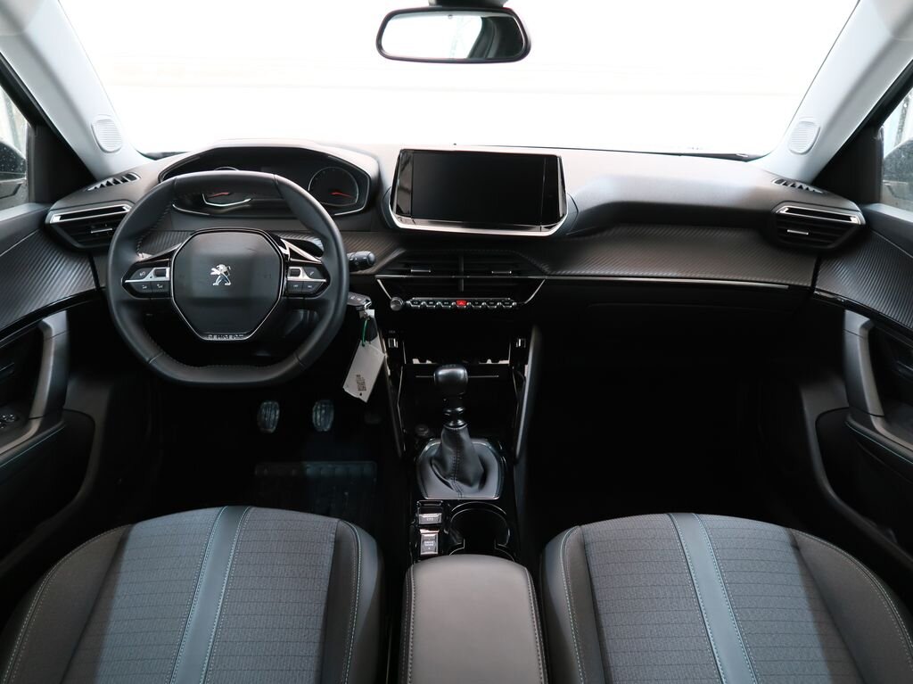 Peugeot 2008 SUV 1,2 l 96 kw