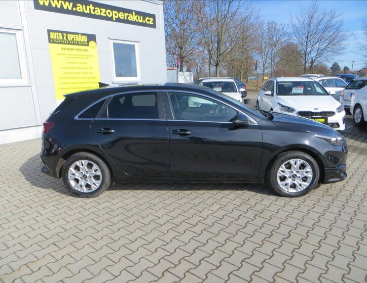 KIA Ceed Hatchback 1,5 l 118 kw