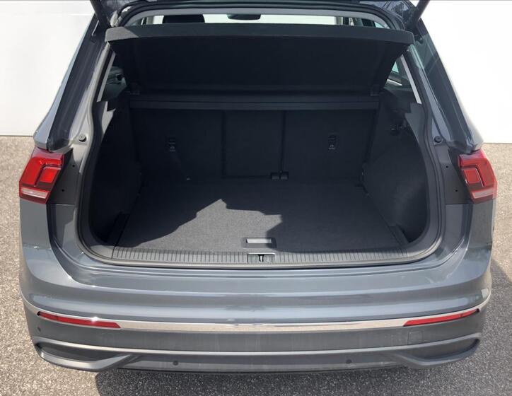 Volkswagen Tiguan 11