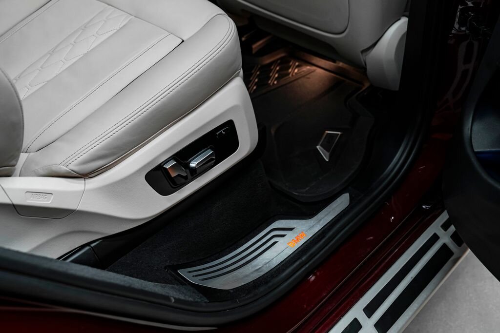 BMW X7 SUV / Terénní 3,0 l 280 kw