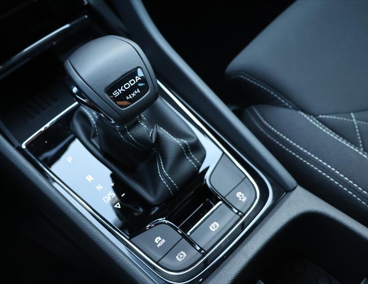 Škoda Karoq SUV / Terénní 2,0 l 110 kw