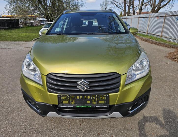 Suzuki SX4 S-Cross 2