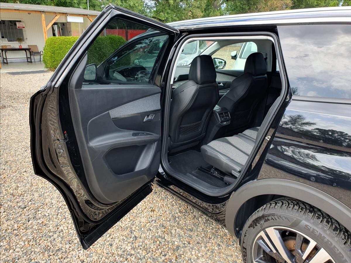 Peugeot 5008 SUV / Terénní 1,5 l 96 kw