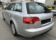 Audi A4 Kombi 2,0 l 103 kw