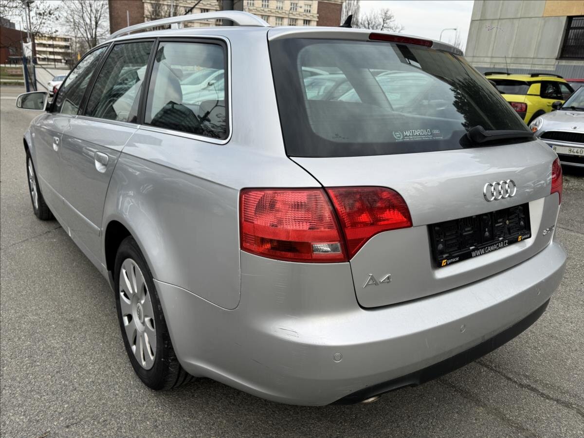 Audi A4 Kombi 2,0 l 103 kw