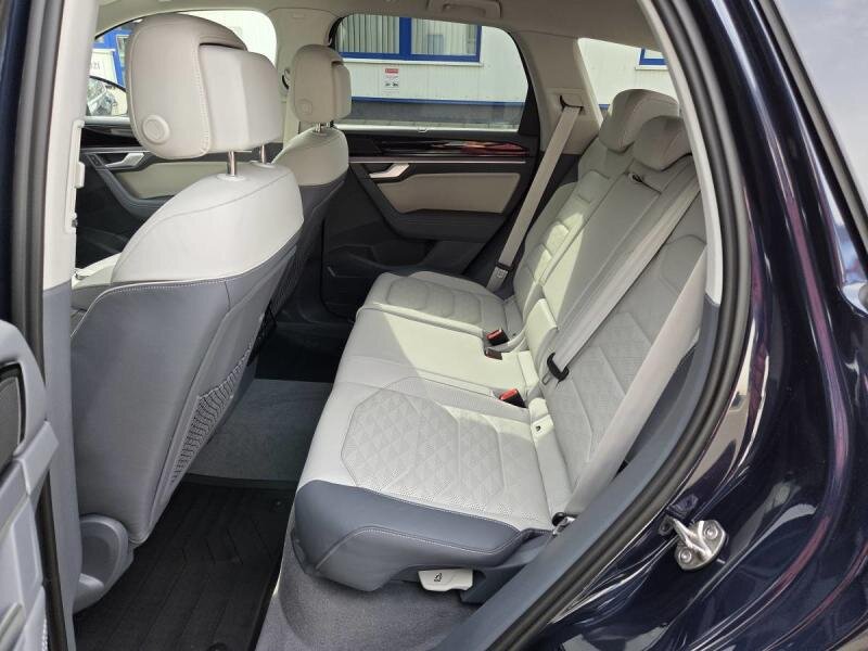 Volkswagen Touareg SUV 3,0 l 210 kw