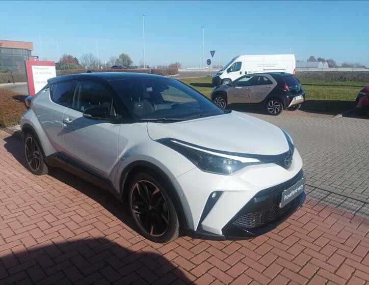 Toyota C-HR 5