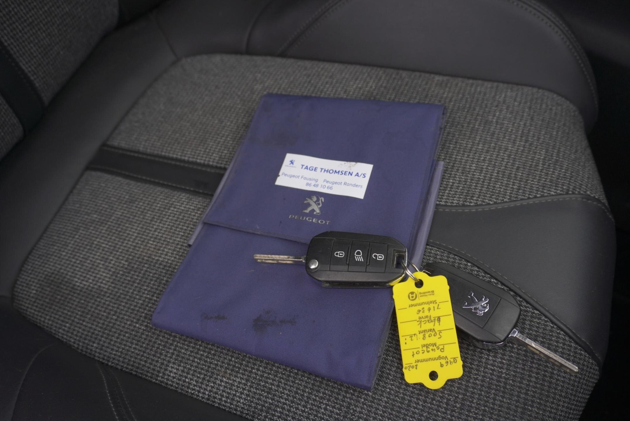 Peugeot 5008 SUV 1,2 l 96 kw