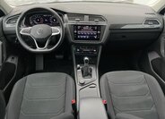 Volkswagen Tiguan 7
