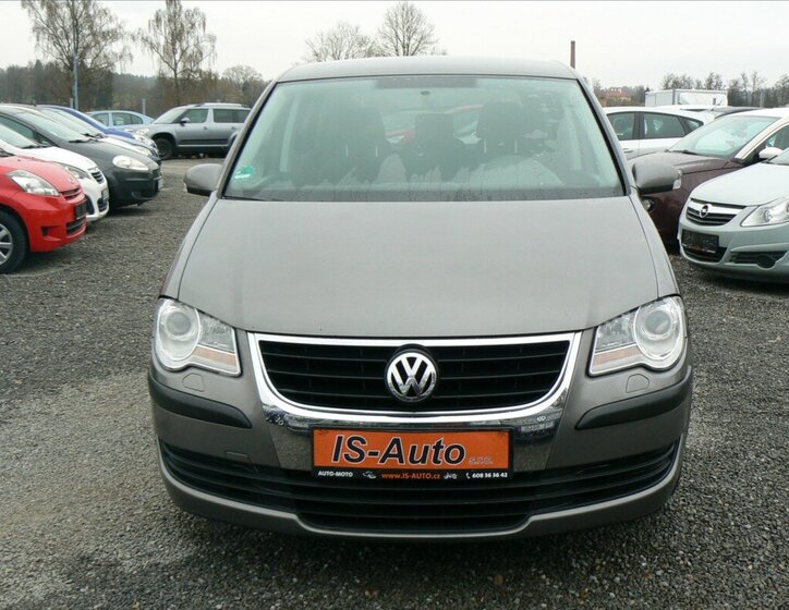 Volkswagen Touran MPV 1,9 l 77 kw