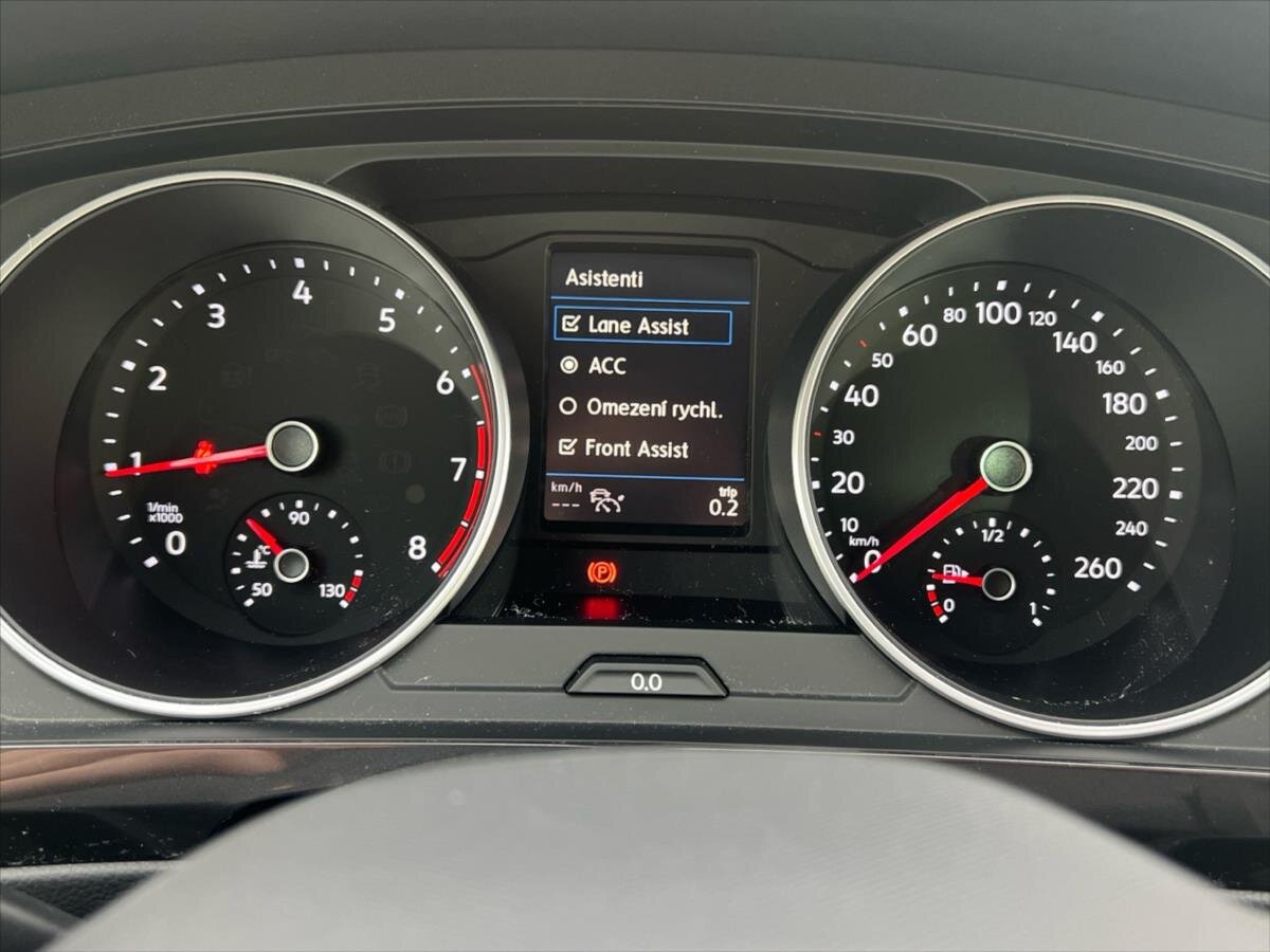 Volkswagen Tiguan Kombi 1,5 l 110 kw