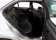 Mercedes-Benz Třídy E Sedan / Limuzína 2,1 l 125 kw