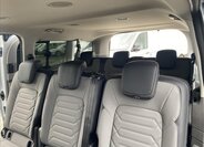 Volkswagen Caravelle 16