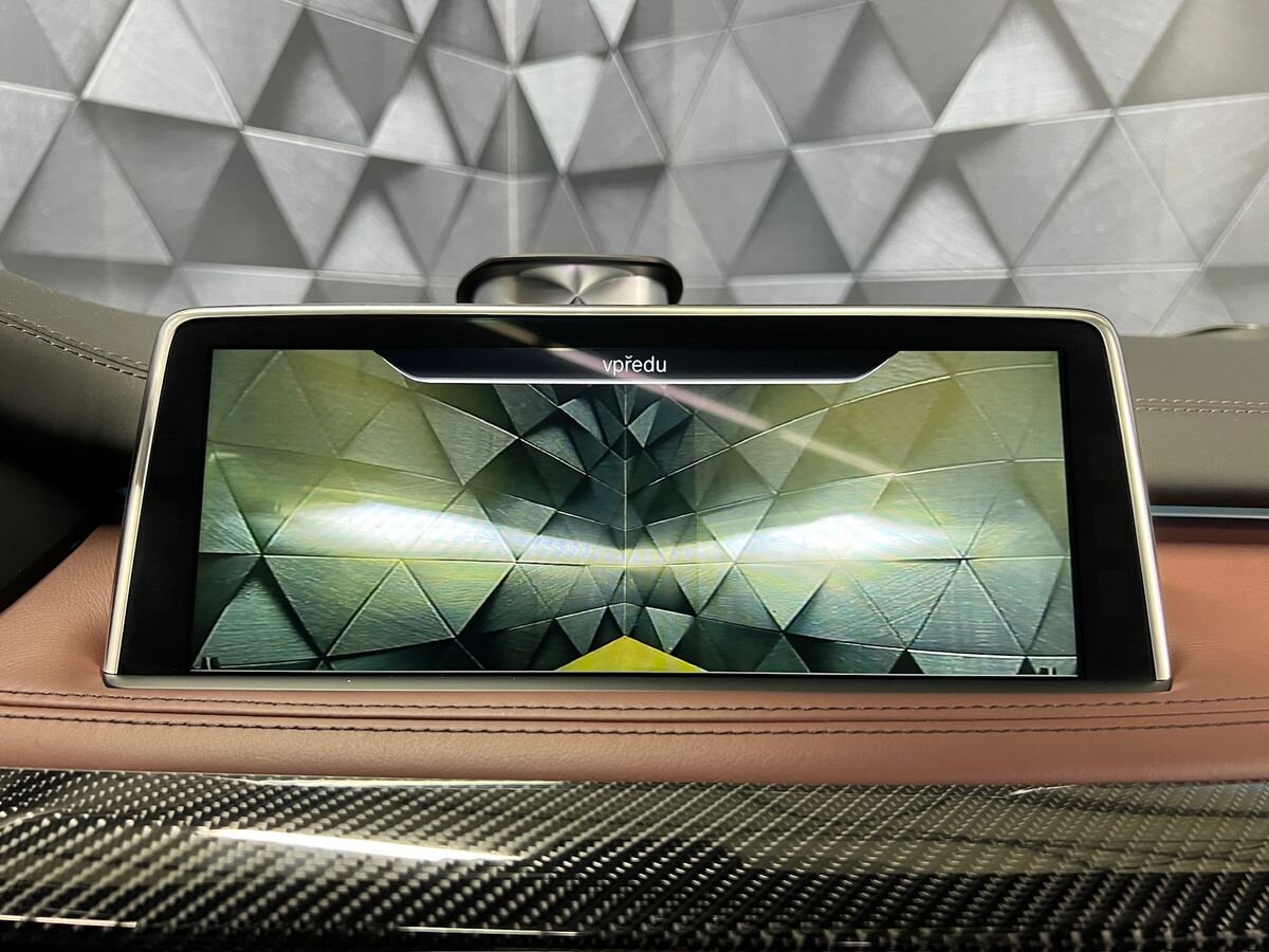 BMW X5 SUV / Terénní 4,4 l 423 kw