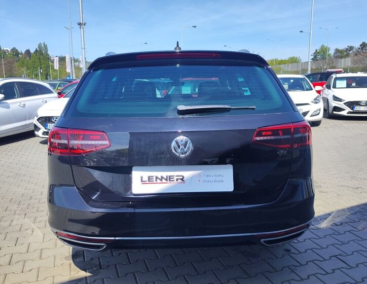 Volkswagen Passat Kombi 2,0 l 140 kw