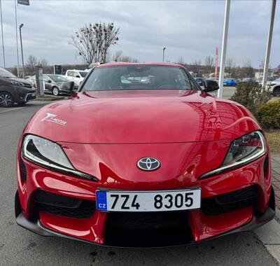 Toyota Supra 8