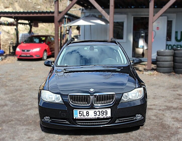 BMW Řada 3 2