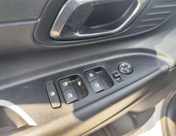 Hyundai i20 Hatchback 1,2 l 62 kw