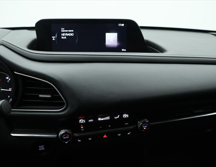 Mazda CX-30 SUV / Terénní 2,0 l 110 kw