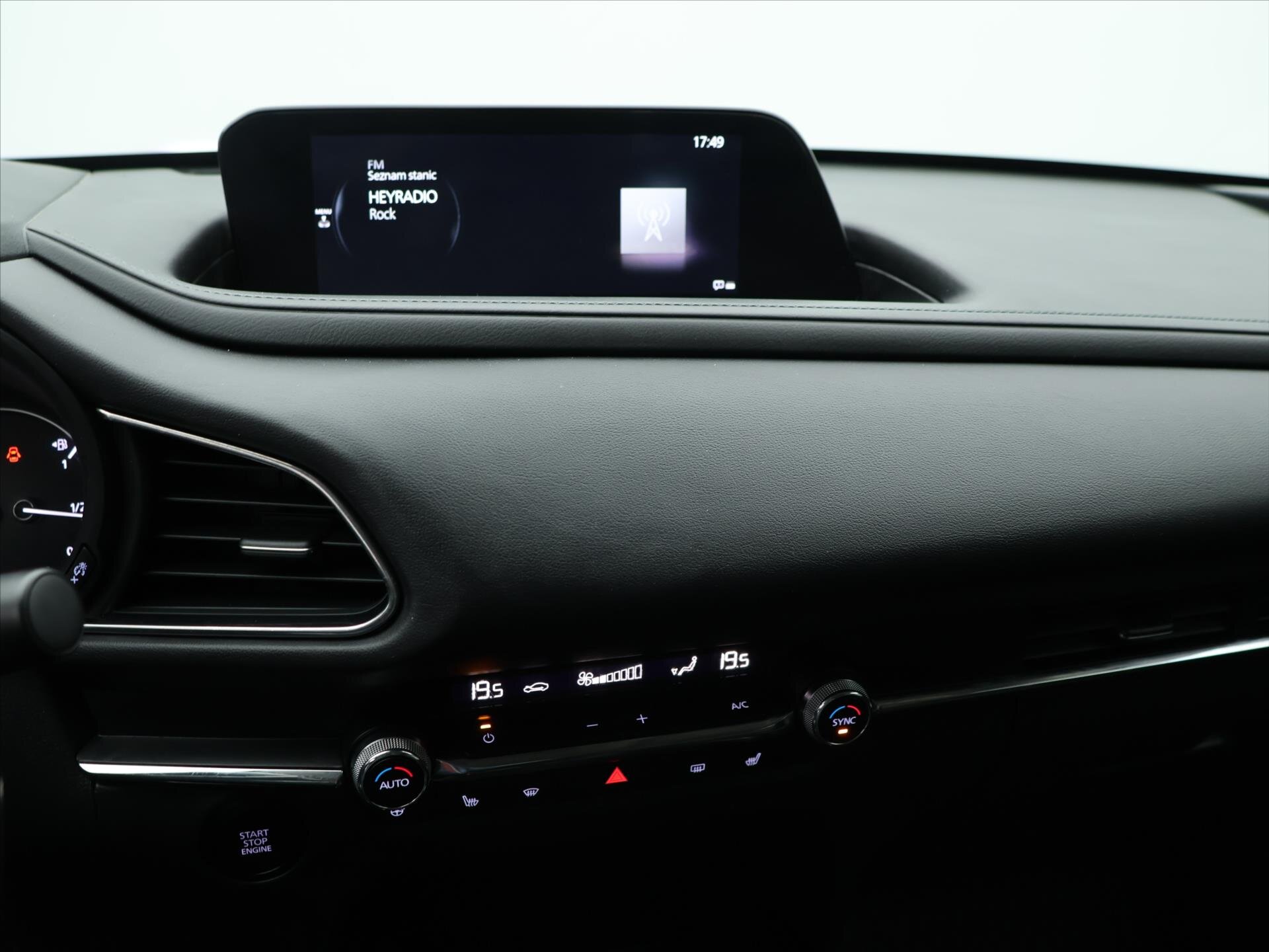 Mazda CX-30 SUV / Terénní 2,0 l 110 kw