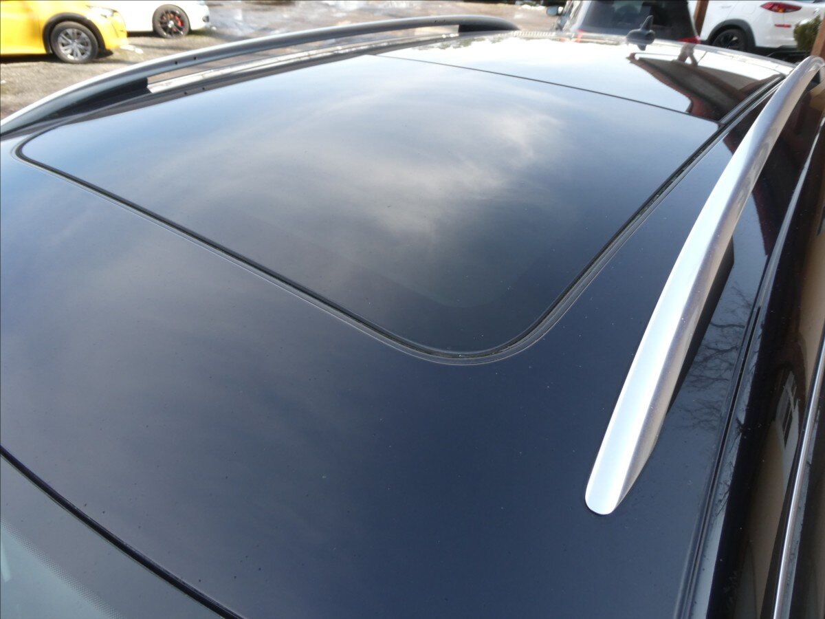 Volkswagen Tiguan SUV / Terénní 2,0 l 103 kw