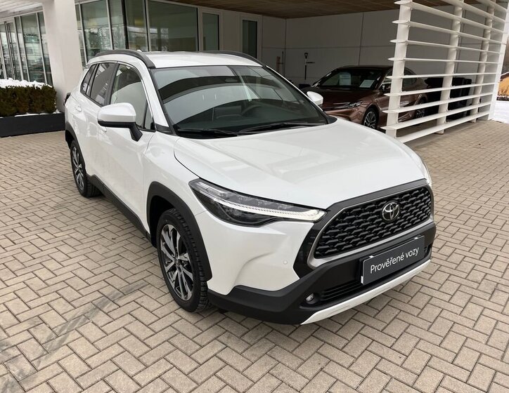 Toyota Corolla Cross SUV 2,0 l 112 kw