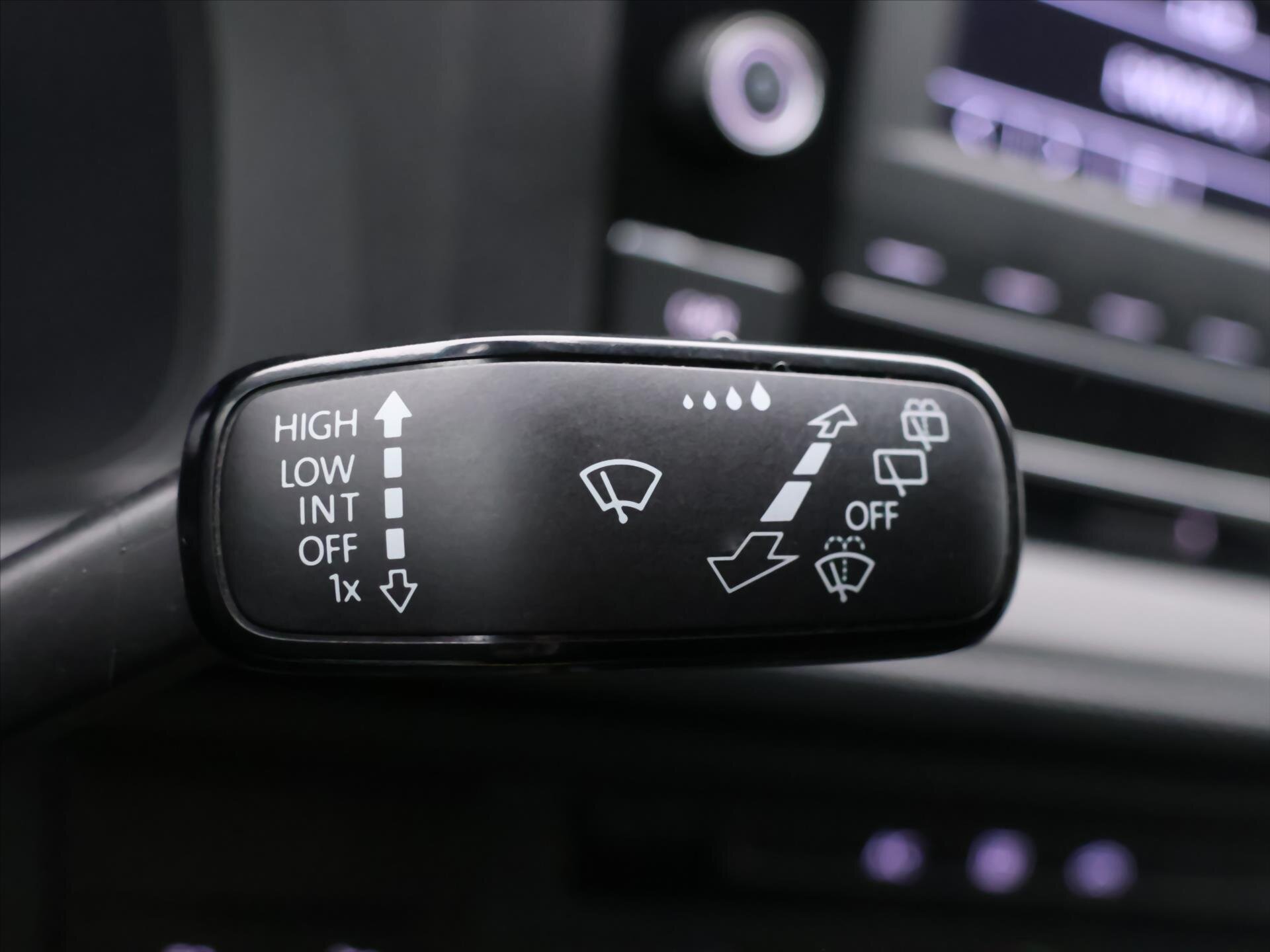 Volkswagen Transporter Kombi 2,0 l 110 kw