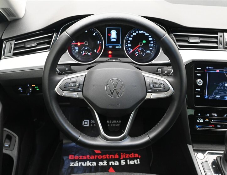 Volkswagen Passat Kombi 2,0 l 110 kw