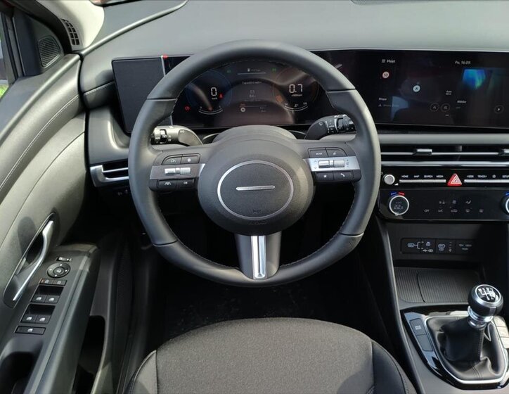 Hyundai Tucson SUV 1,6 l 110 kw