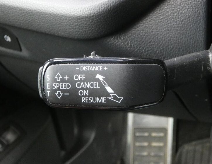 Škoda Octavia Sedan / Limuzína 2,0 l 85 kw