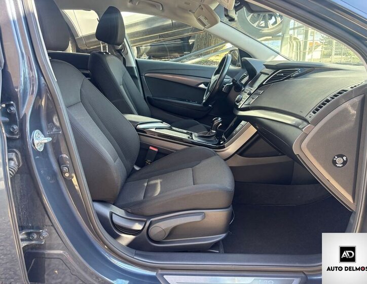 Hyundai i40 Kombi 2,0 l 121 kw