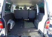 Volkswagen Caravelle MPV 2,5 l 96 kw