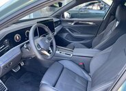 Volkswagen Passat 12