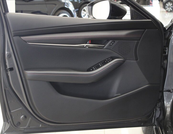 Mazda 3 Hatchback 2,0 l 110 kw