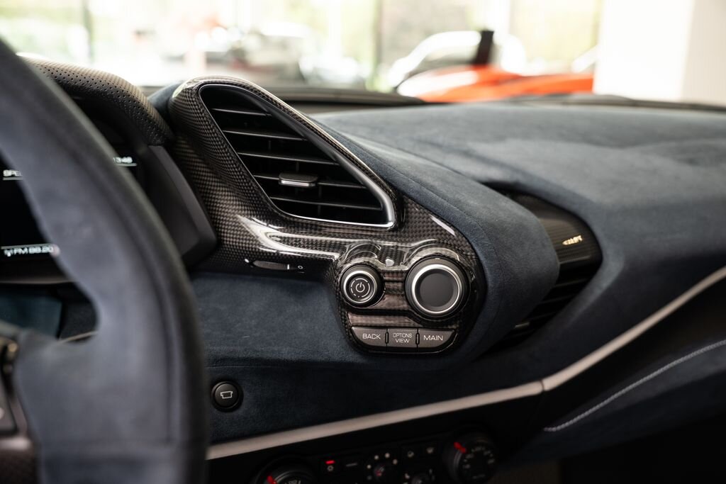 Ferrari 488 Kupé 3,9 l 530 kw
