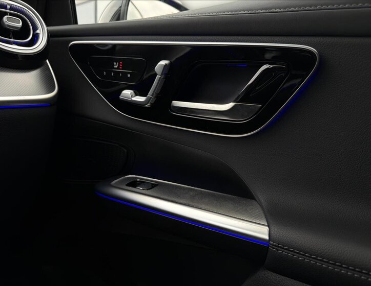 Mercedes-Benz GLC SUV 2,0 l 145 kw