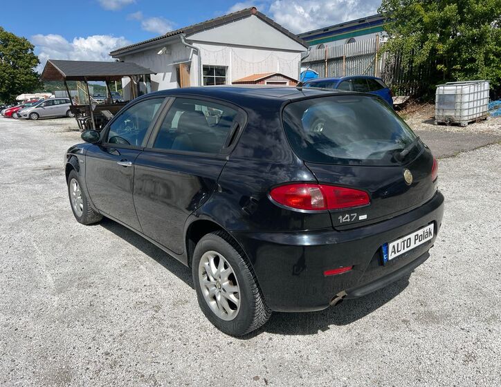 Alfa Romeo 147 13