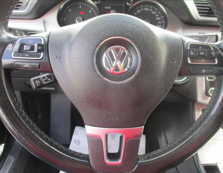 Volkswagen Passat Kombi 2,0 l 130 kw