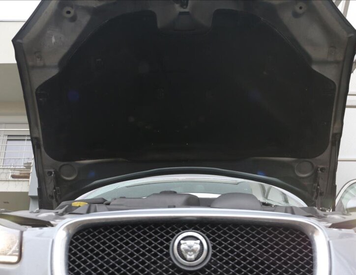 Jaguar XF Kombi 3,0 l 177 kw