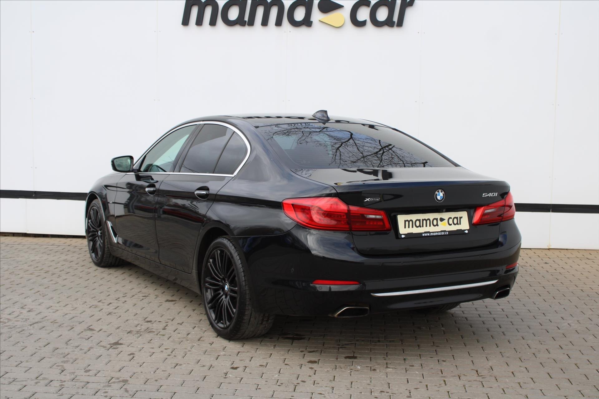 BMW Řada 5 Sedan / Limuzína 3,0 l 250 kw